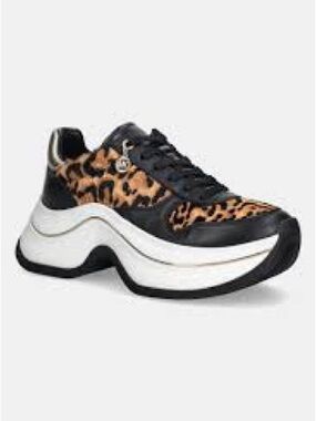 Michael Kors Arla Trainer Women’s Black & Leopard Print  Sneakers size 9.5